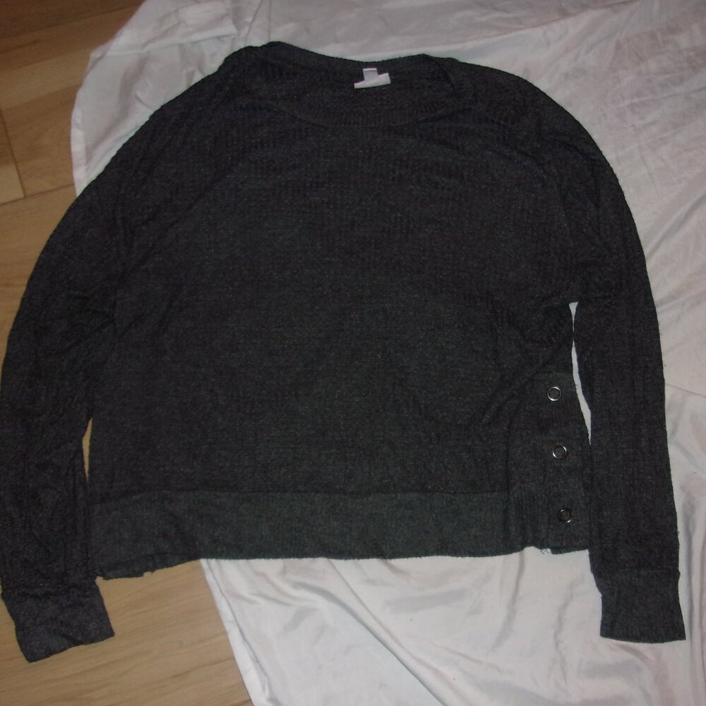 🍋‍🟩 size extra large womens gray  long sleeved tee t shirt blouse knit stretch